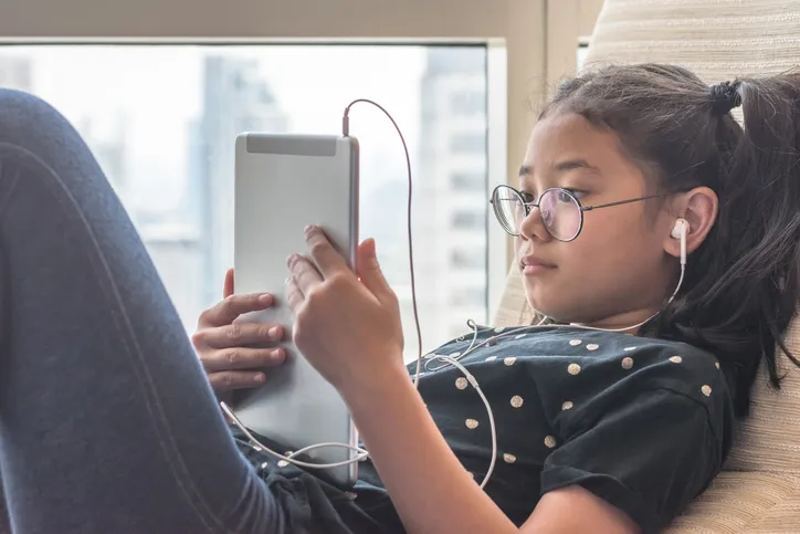 The growing problem of kids and screen time